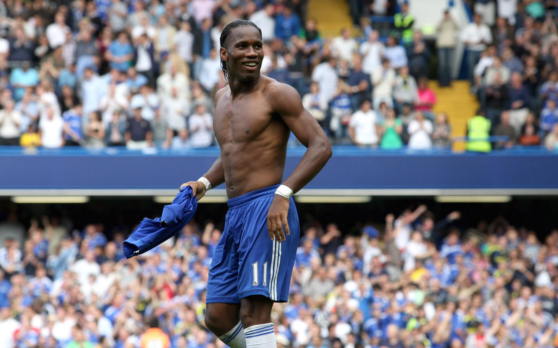 《最受期待的直播嘉宾：明星主播加盟助阵》，见证下一个明星主播报名